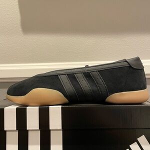 Adidas Taekwondo Mei Ballet size 8.5 women’s